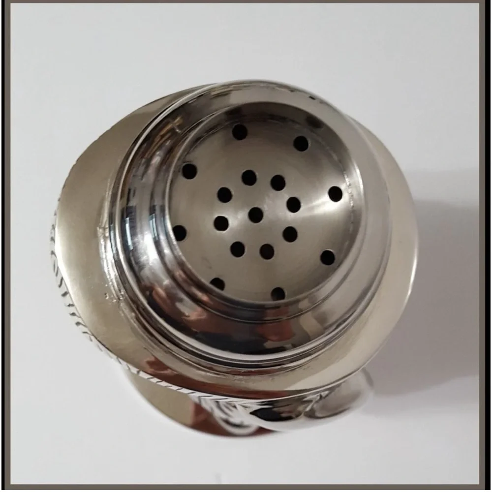 🆕RARE🆕 Pottery Barn Gnome Shaped Metal Cocktail Shaker 14 OZ 5.75